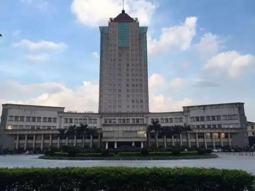 英德海螺酒店喜获食品安全双项荣誉 彰显餐饮服务卓越标准